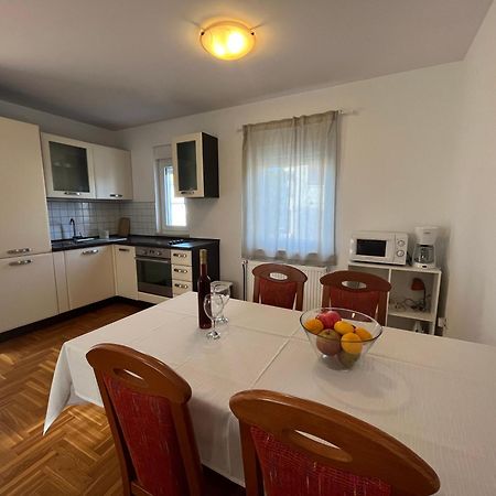 Burle Apartment With Free Private Parking Medulin Zewnętrze zdjęcie